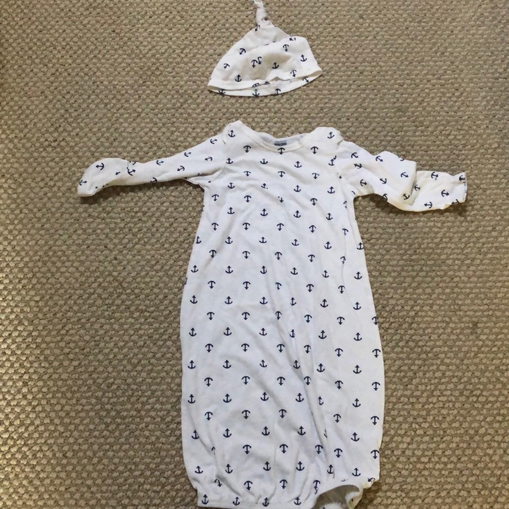 Baby pint Jammie gown and hat Unisex Anchor print